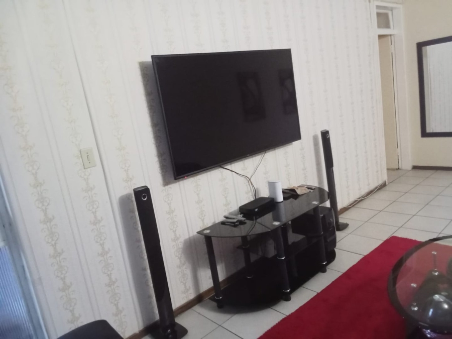 1 Bedroom Property for Sale in Bloemfontein Free State